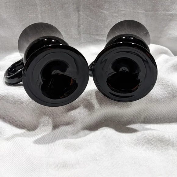 Black pedestal cups - Picture 6 of 8